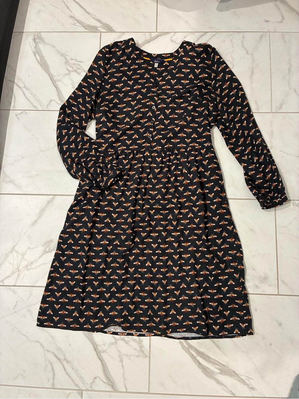 Women’s Black Long-Sleeve bug Print Dress